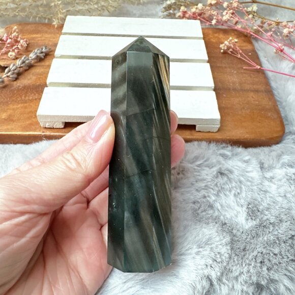 Beautiful Labradorite Tower Obelisk - Picture 9 of 9